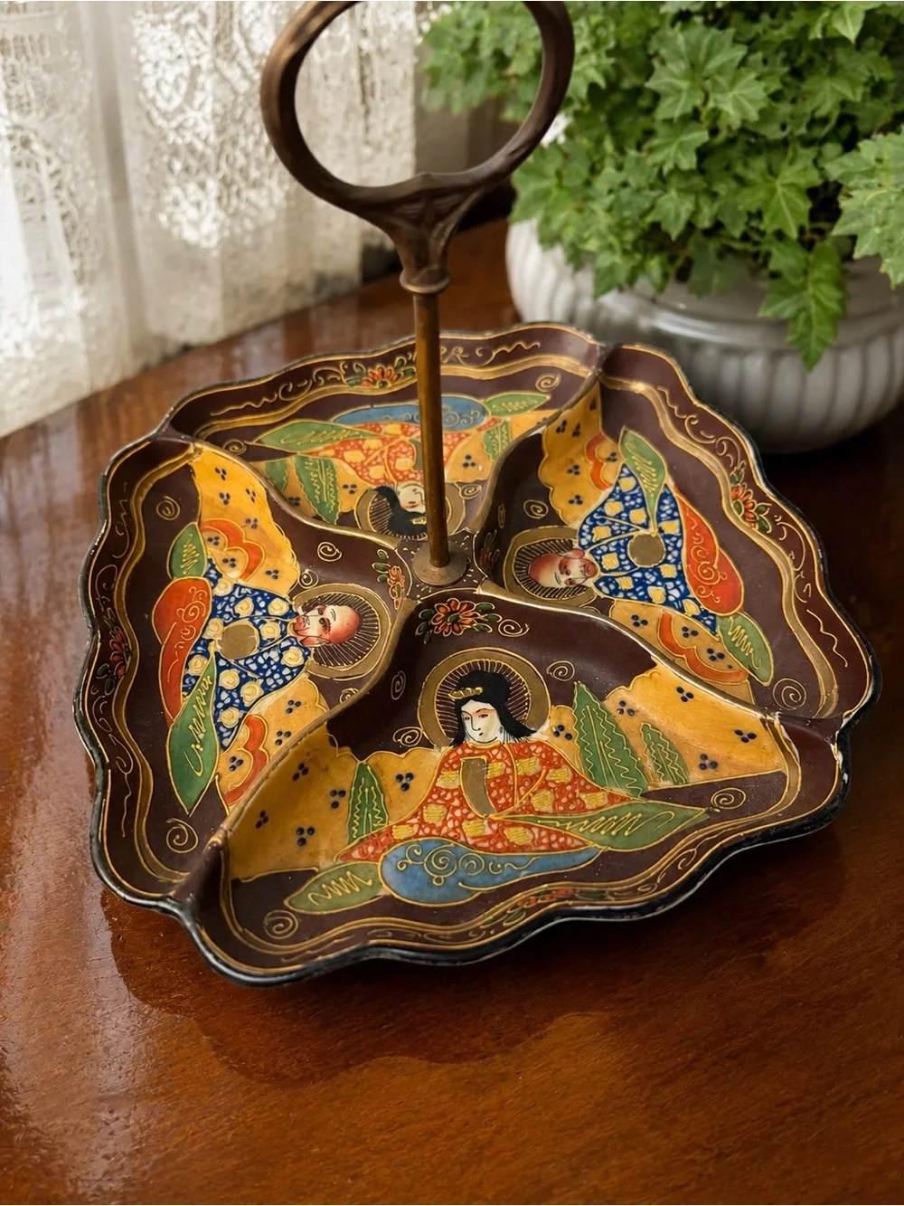 Vintage Japanese Satsuma Style Figural Divided Relish Tray Metal Handle